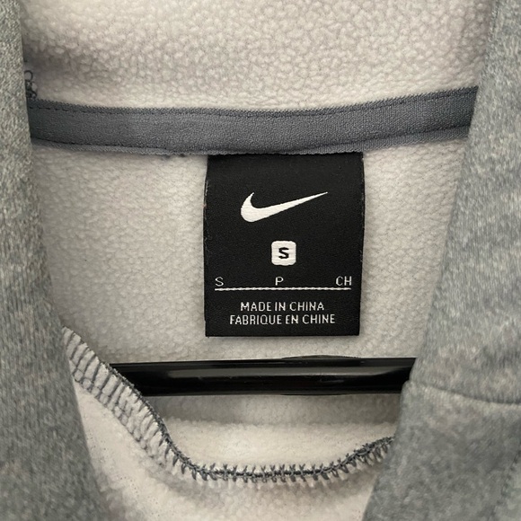 Womens Grey Nike Hoodie. Size Small. - Picture 3 of 3